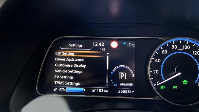 2018 NISSAN LEAF - 9