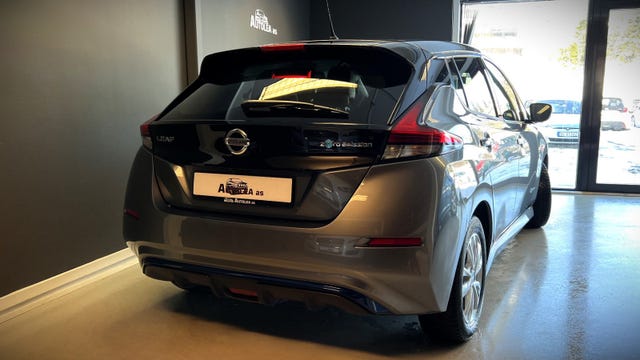 SJNFAAZE1U0035392 2018 NISSAN LEAF-3