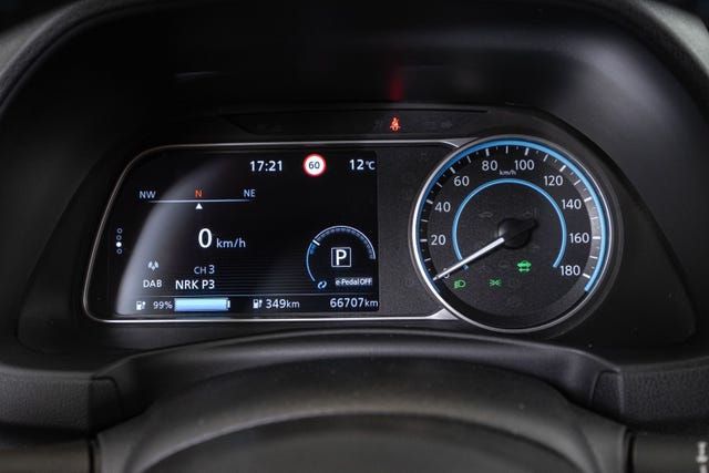 2021 NISSAN LEAF - 16