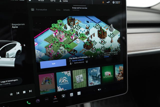 2021 TESLA MODEL 3 - 37