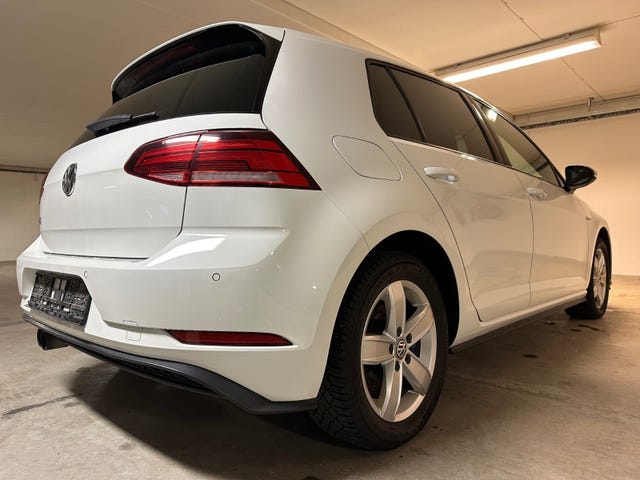 2018 VOLKSWAGEN GOLF - 11