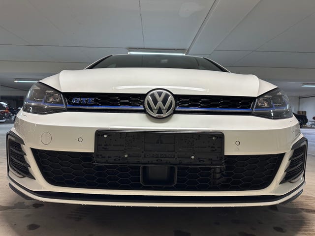 WVWZZZAUZJW808952 2018 VOLKSWAGEN GOLF-5