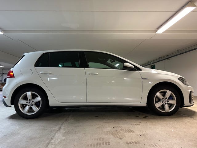 2018 VOLKSWAGEN GOLF - 9