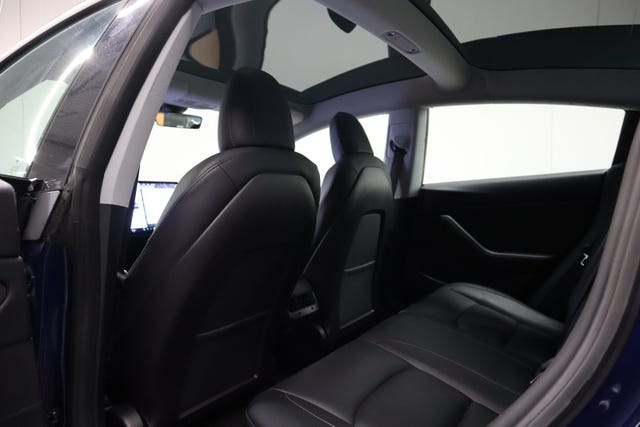 2019 TESLA MODEL 3 - 14