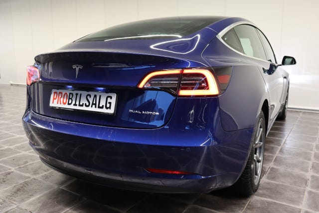 2019 TESLA MODEL 3 - 8