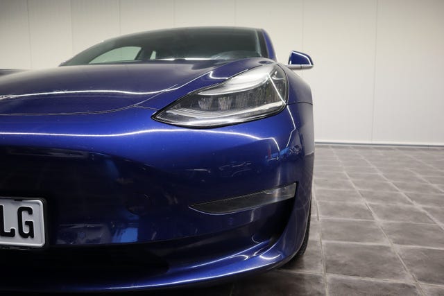 2019 TESLA MODEL 3 - 30