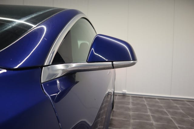 2019 TESLA MODEL 3 - 28