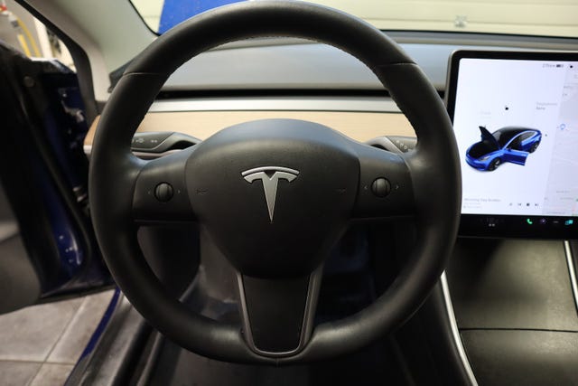 2019 TESLA MODEL 3 - 22