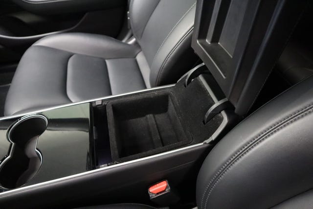 2019 TESLA MODEL 3 - 17