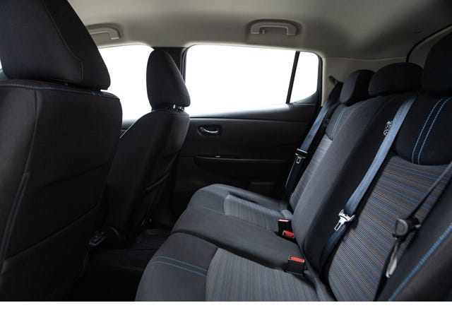 2021 NISSAN LEAF - 25