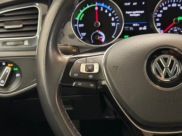 2019 VOLKSWAGEN GOLF - 27