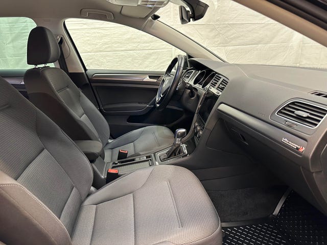 2019 VOLKSWAGEN GOLF - 16