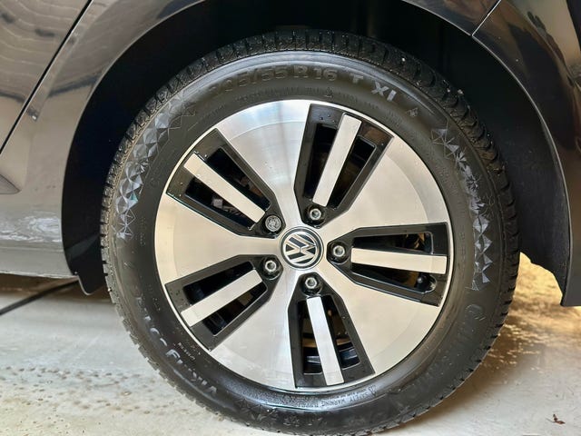 2019 VOLKSWAGEN GOLF - 13