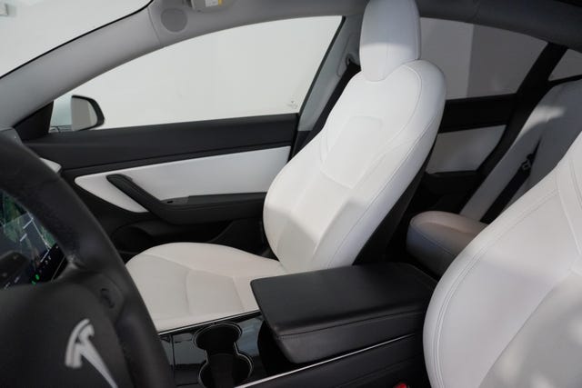 2019 TESLA MODEL 3 - 14