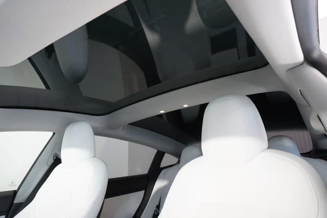 2019 TESLA MODEL 3 - 15