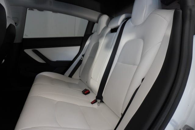 2019 TESLA MODEL 3 - 16