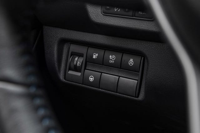2022 NISSAN LEAF - 18