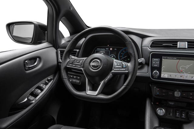 2022 NISSAN LEAF - 14