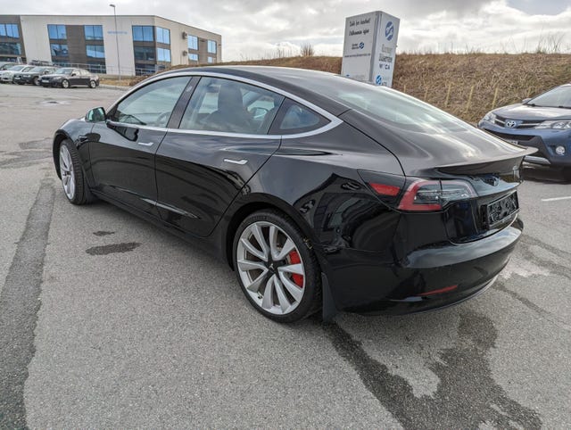 2019 TESLA MODEL 3 - 16