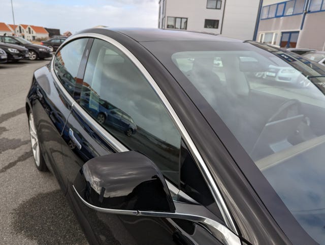 2019 TESLA MODEL 3 - 10