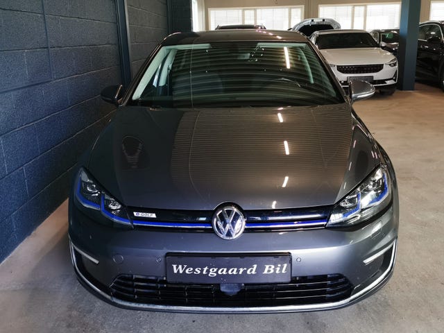 WVWZZZAUZJW900285 2018 VOLKSWAGEN GOLF-5