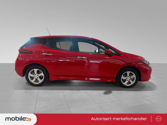 2022 NISSAN LEAF - 11