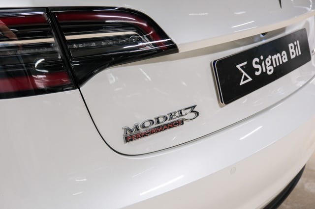 2021 TESLA MODEL 3 - 12