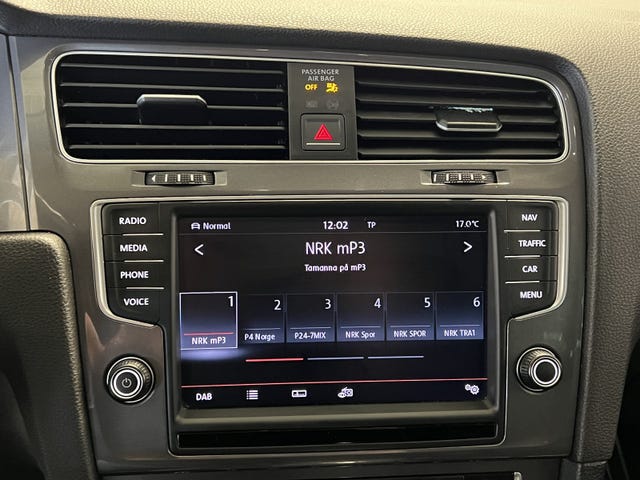 2015 VOLKSWAGEN GOLF - 20