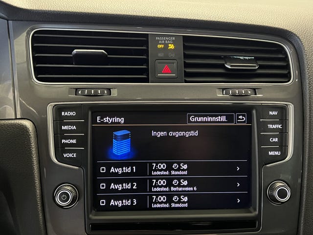 2015 VOLKSWAGEN GOLF - 23