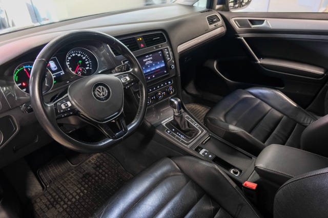 2015 VOLKSWAGEN GOLF - 13
