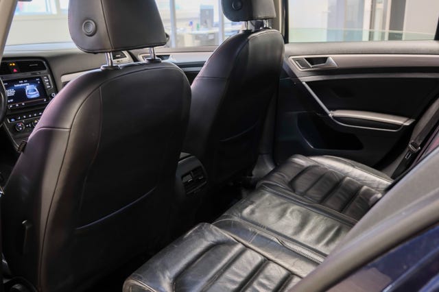 2015 VOLKSWAGEN GOLF - 26