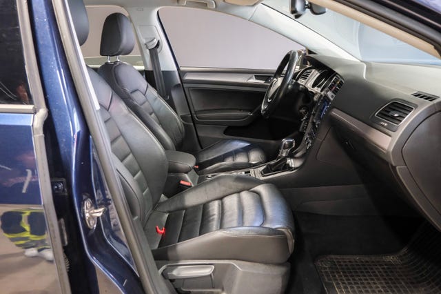 2015 VOLKSWAGEN GOLF - 19