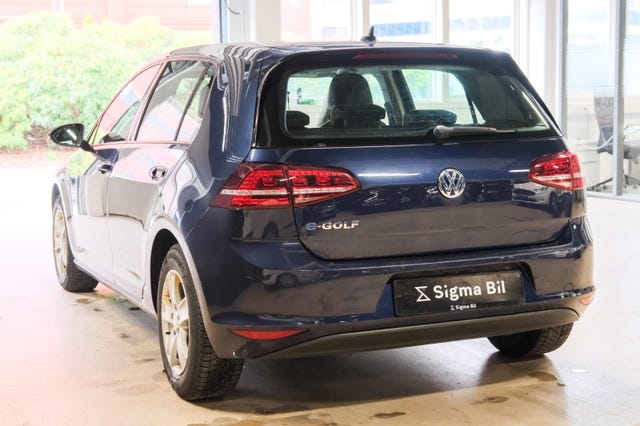 2015 VOLKSWAGEN GOLF - 10