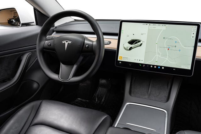 2021 TESLA MODEL 3 - 26