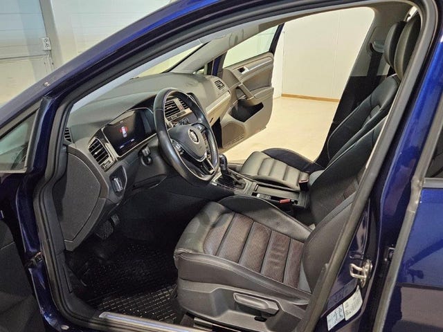 2019 VOLKSWAGEN GOLF - 28