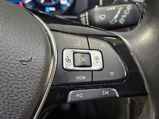 2019 VOLKSWAGEN GOLF - 10