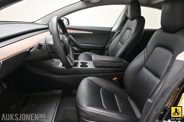 2021 TESLA MODEL 3 - 11