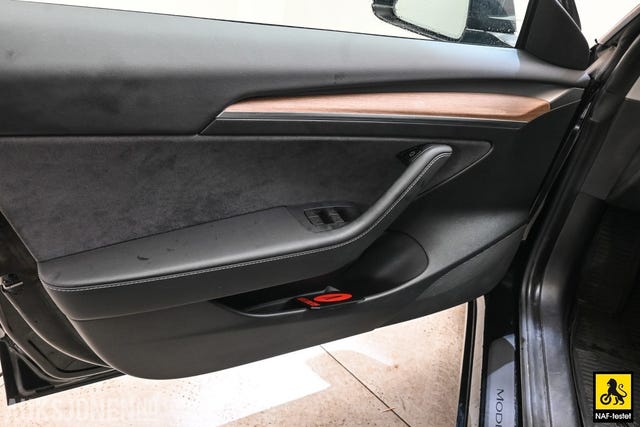 2021 TESLA MODEL 3 - 7