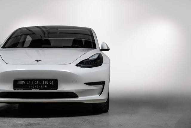 2021 TESLA MODEL 3 - 11