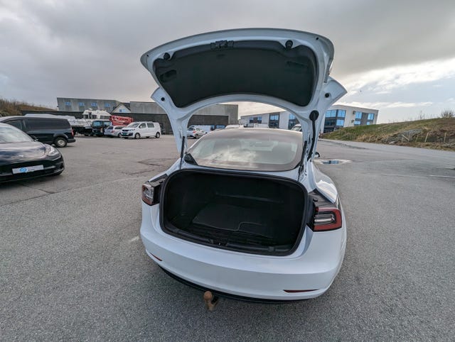 2019 TESLA MODEL 3 - 16
