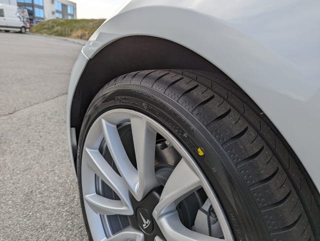 2019 TESLA MODEL 3 - 13