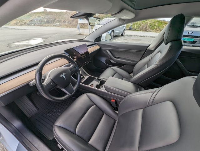 2019 TESLA MODEL 3 - 23