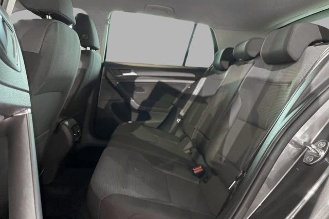 2019 VOLKSWAGEN GOLF - 16