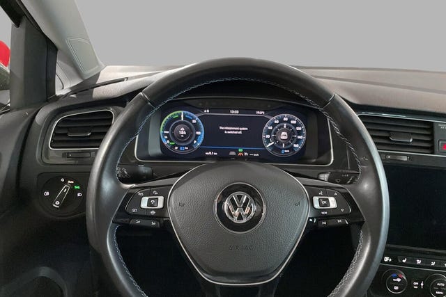 2019 VOLKSWAGEN GOLF - 11