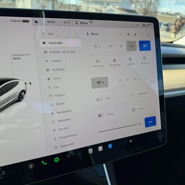 2019 TESLA MODEL 3 - 42