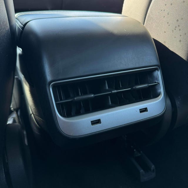 2019 TESLA MODEL 3 - 35