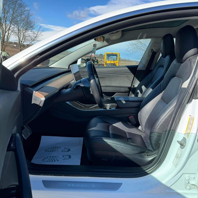 2019 TESLA MODEL 3 - 23