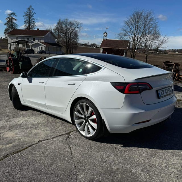 5YJ3E7EB0KF207445 2019 TESLA MODEL 3-4