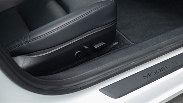 2021 TESLA MODEL 3 - 28