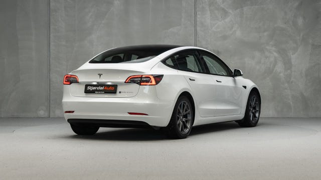 2021 TESLA MODEL 3 - 9